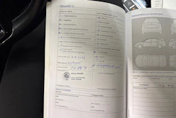 valkoinen Volkswagen Passat 2016 kuva 22.