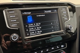 harmaa Volkswagen Passat 2016 kuva 19.