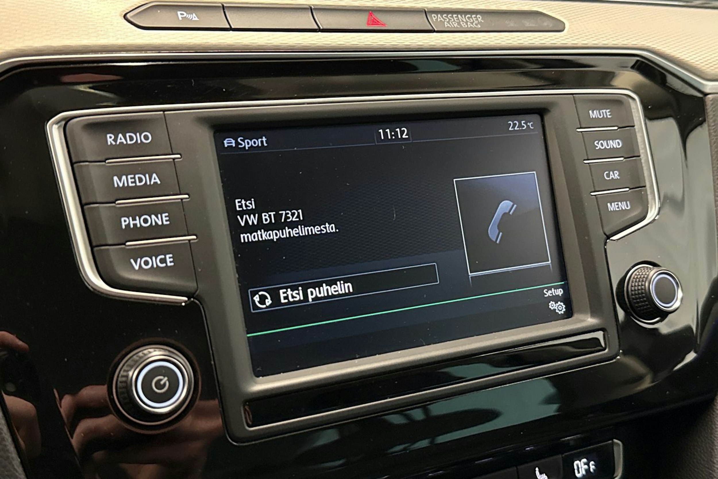 harmaa Volkswagen Passat 2016 kuva 20.