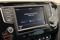 harmaa Volkswagen Passat 2016 kuva 21.