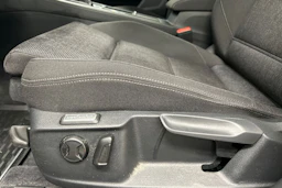 harmaa Volkswagen Passat 2016 kuva 15.