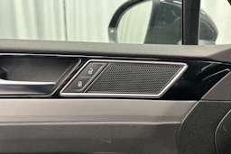harmaa Volkswagen Passat 2016 kuva 16.