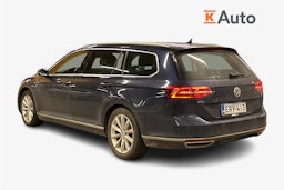 sininen Volkswagen Passat 2016 kuva 2.