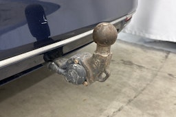 sininen Volkswagen Passat 2016 kuva 26.