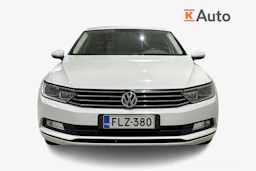 valkoinen Volkswagen Passat 2016 kuva 5.