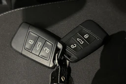 valkoinen Volkswagen Passat 2016 kuva 23.