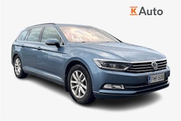 sininen Volkswagen Passat 2016 kuva 1.