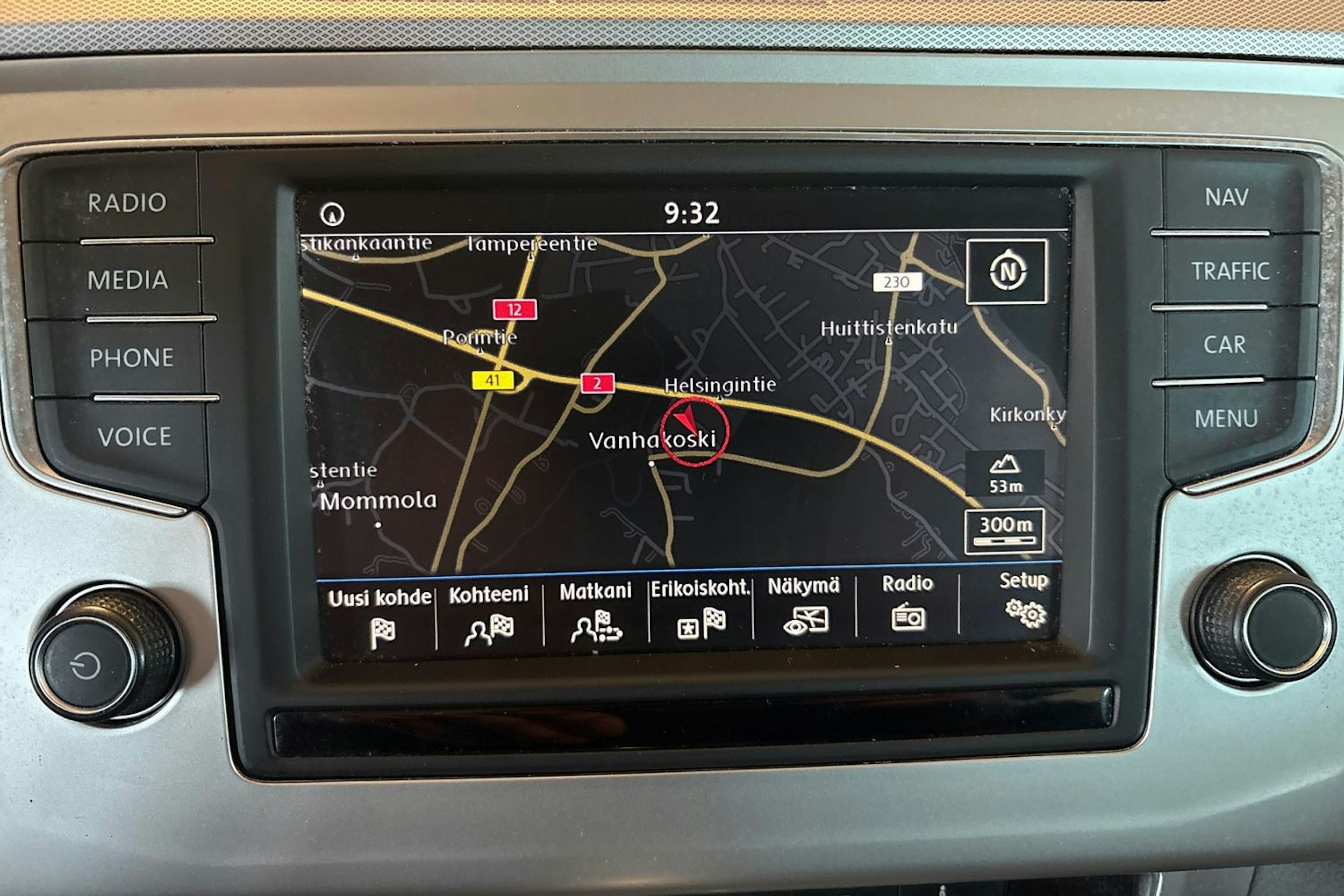 Valkoinen Volkswagen PASSAT 2016 kuva 17.