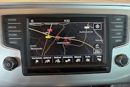 Valkoinen Volkswagen PASSAT 2016 kuva 17.