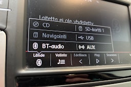 sininen Volkswagen Passat 2016 kuva 23.