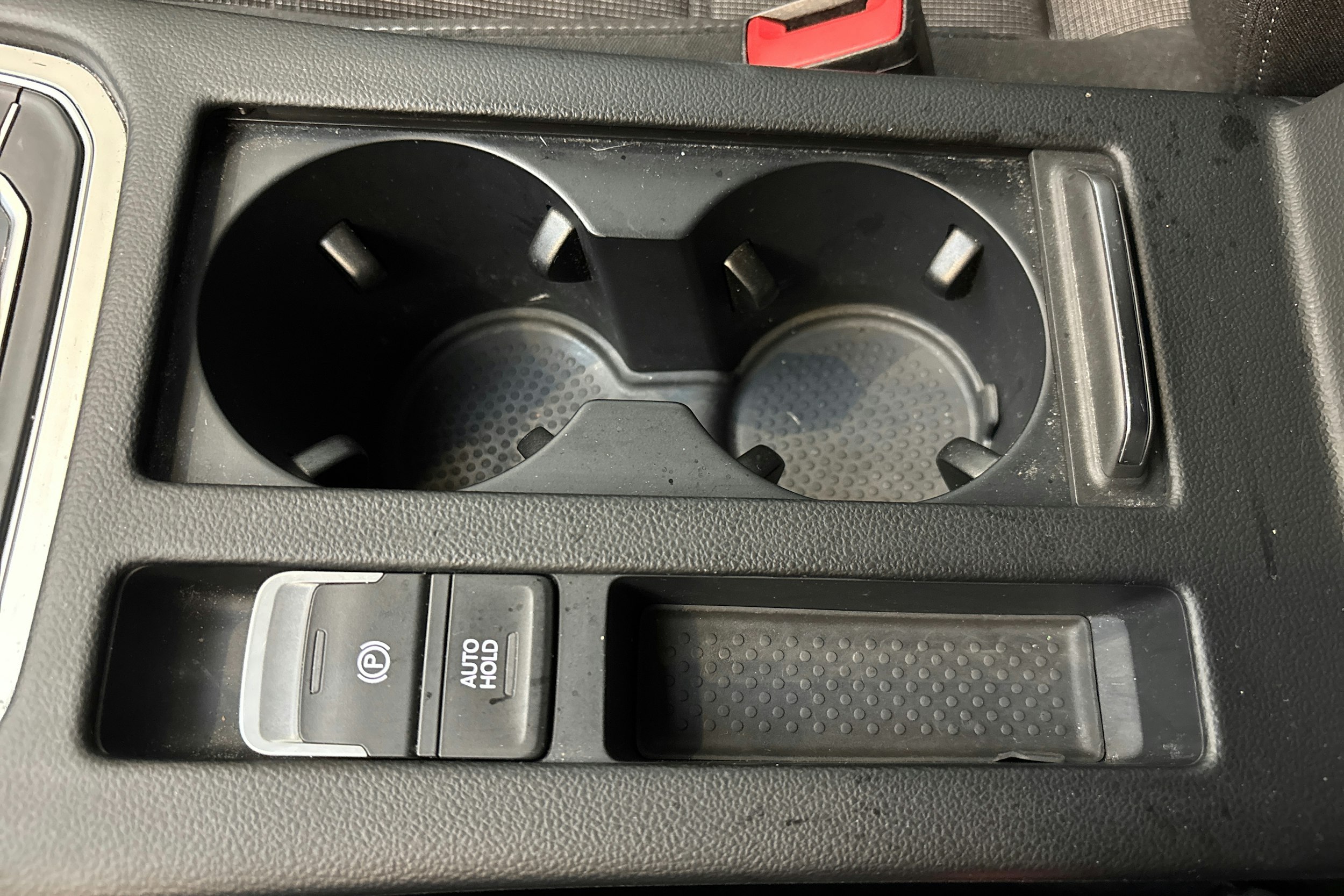 sininen Volkswagen Passat 2016 kuva 27.