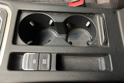 sininen Volkswagen Passat 2016 kuva 27.