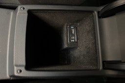 sininen Volkswagen Passat 2016 kuva 28.