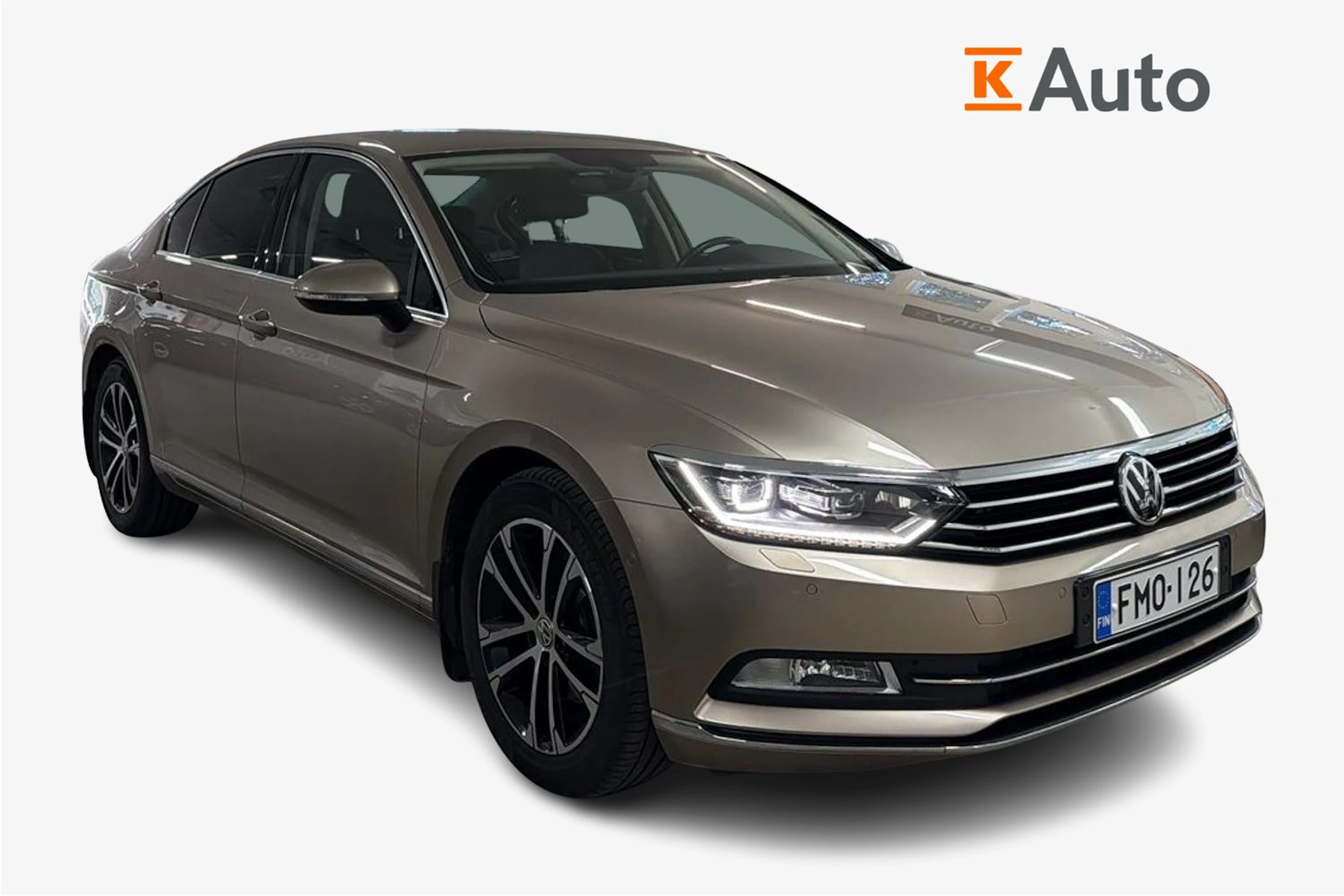 met. keltainen Volkswagen Passat 2017 kuva 1.