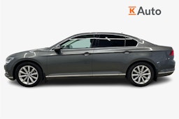 harmaa Volkswagen Passat 2016 kuva 6.