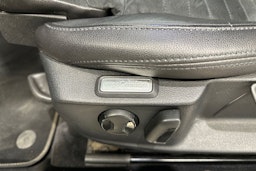 harmaa Volkswagen Passat 2016 kuva 18.