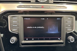 harmaa Volkswagen Passat 2016 kuva 26.