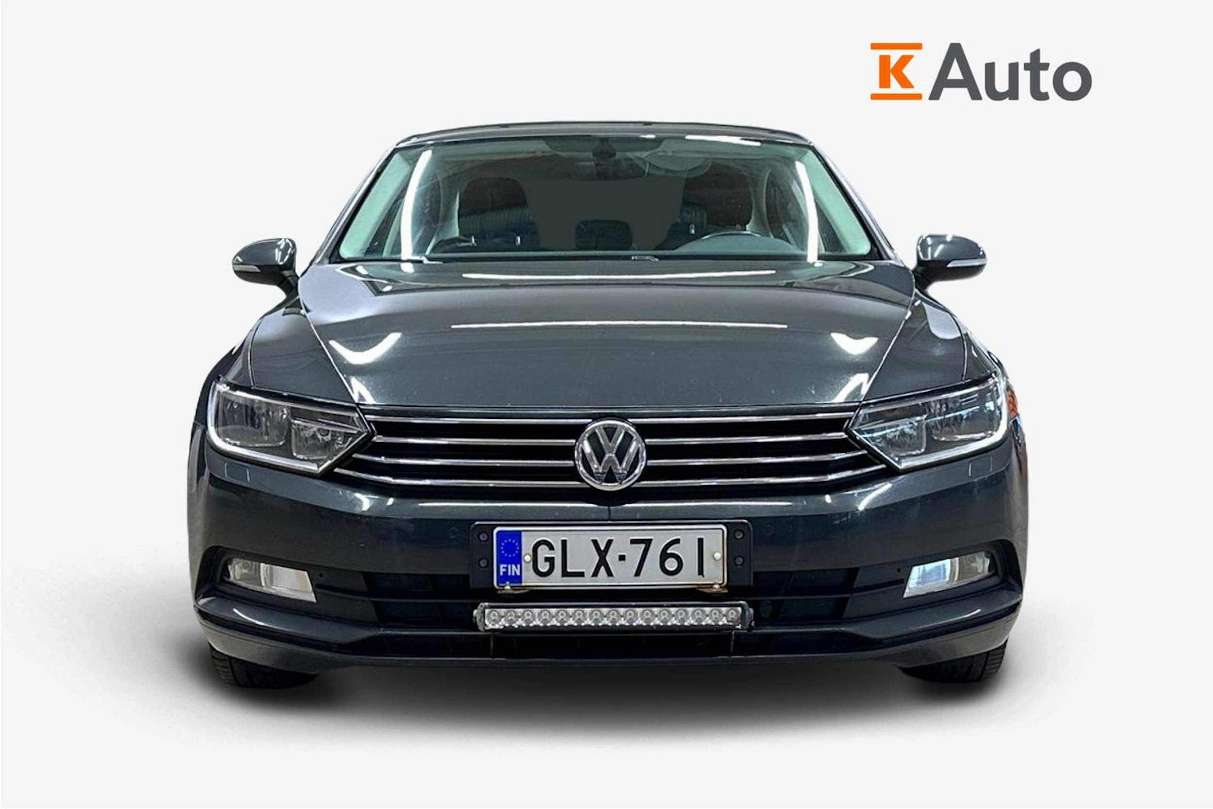 harmaa Volkswagen Passat 2016 kuva 5.