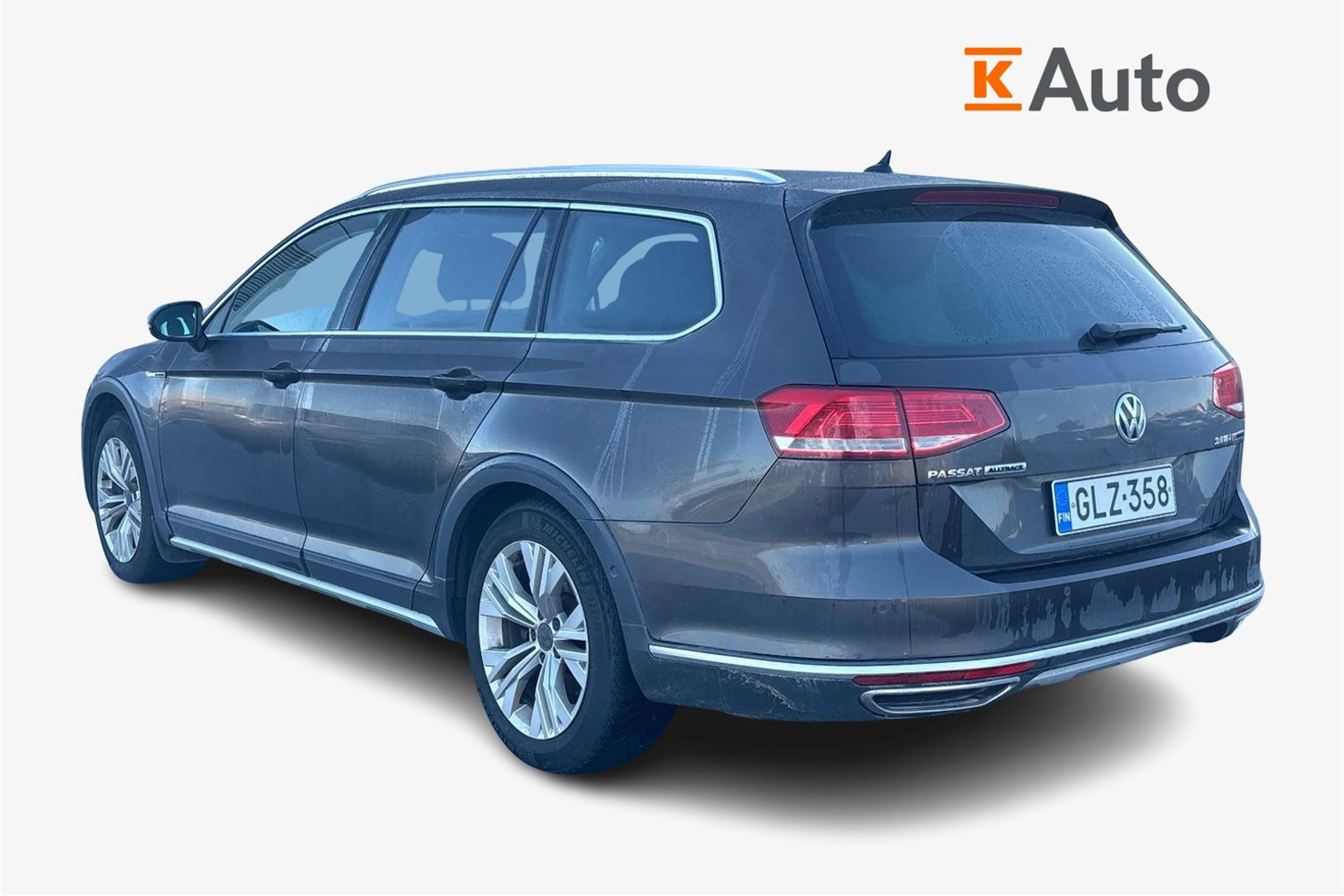 Ruskea (beige) Volkswagen PASSAT 2016 kuva 2.