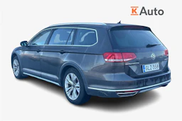 Ruskea (beige) Volkswagen PASSAT 2016 kuva 2.