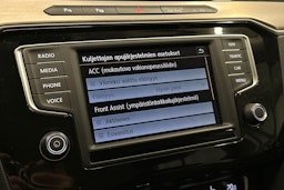 harmaa Volkswagen Passat 2016 kuva 23.