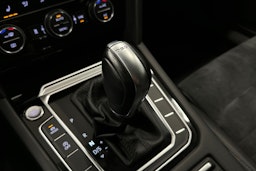harmaa Volkswagen Passat 2016 kuva 28.
