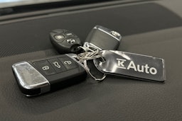 harmaa Volkswagen Passat 2016 kuva 29.