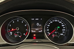valkoinen Volkswagen Passat 2016 kuva 21.