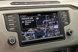 valkoinen Volkswagen Passat 2016 kuva 23.