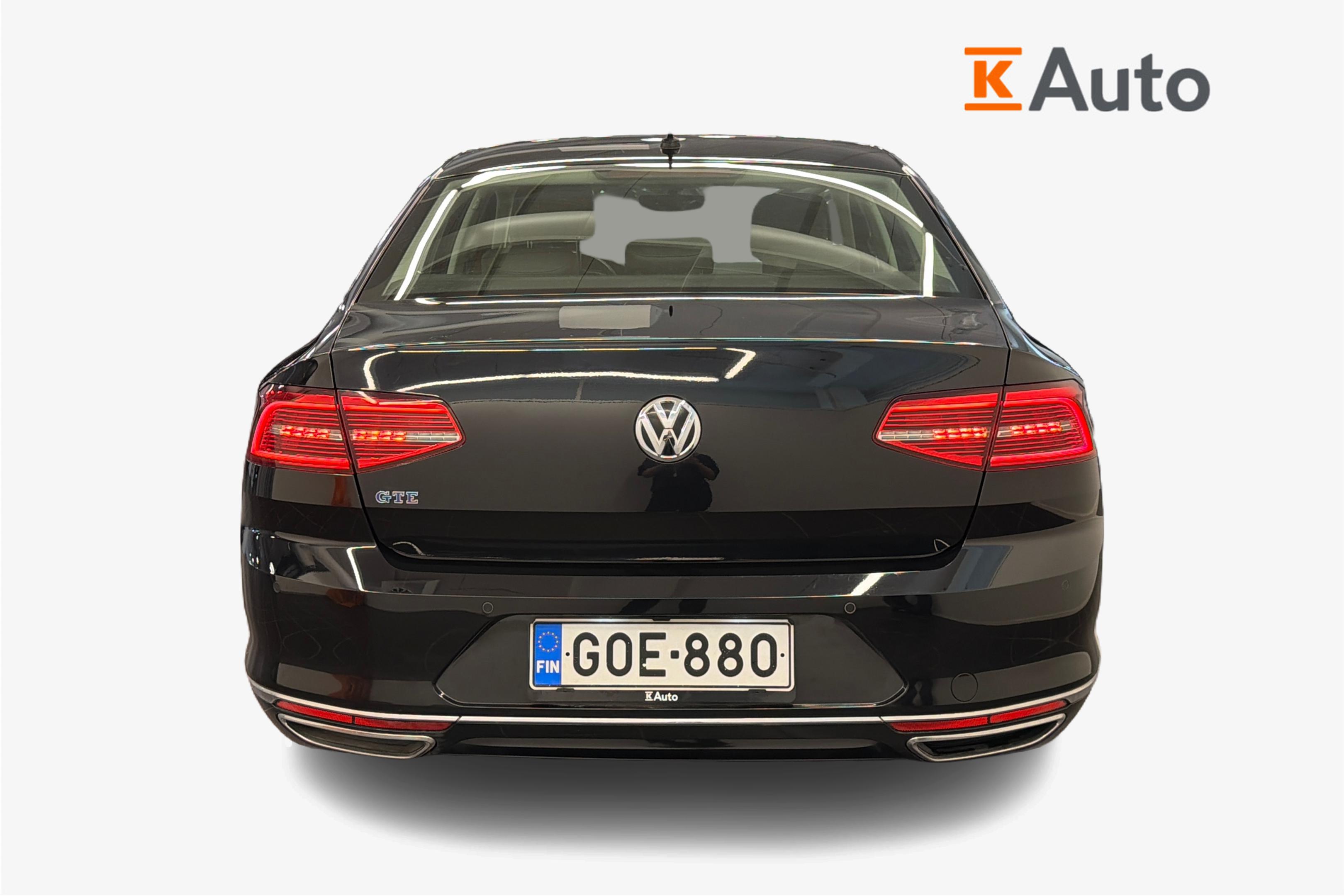 Volkswagen Passat 2016, photo 3/30