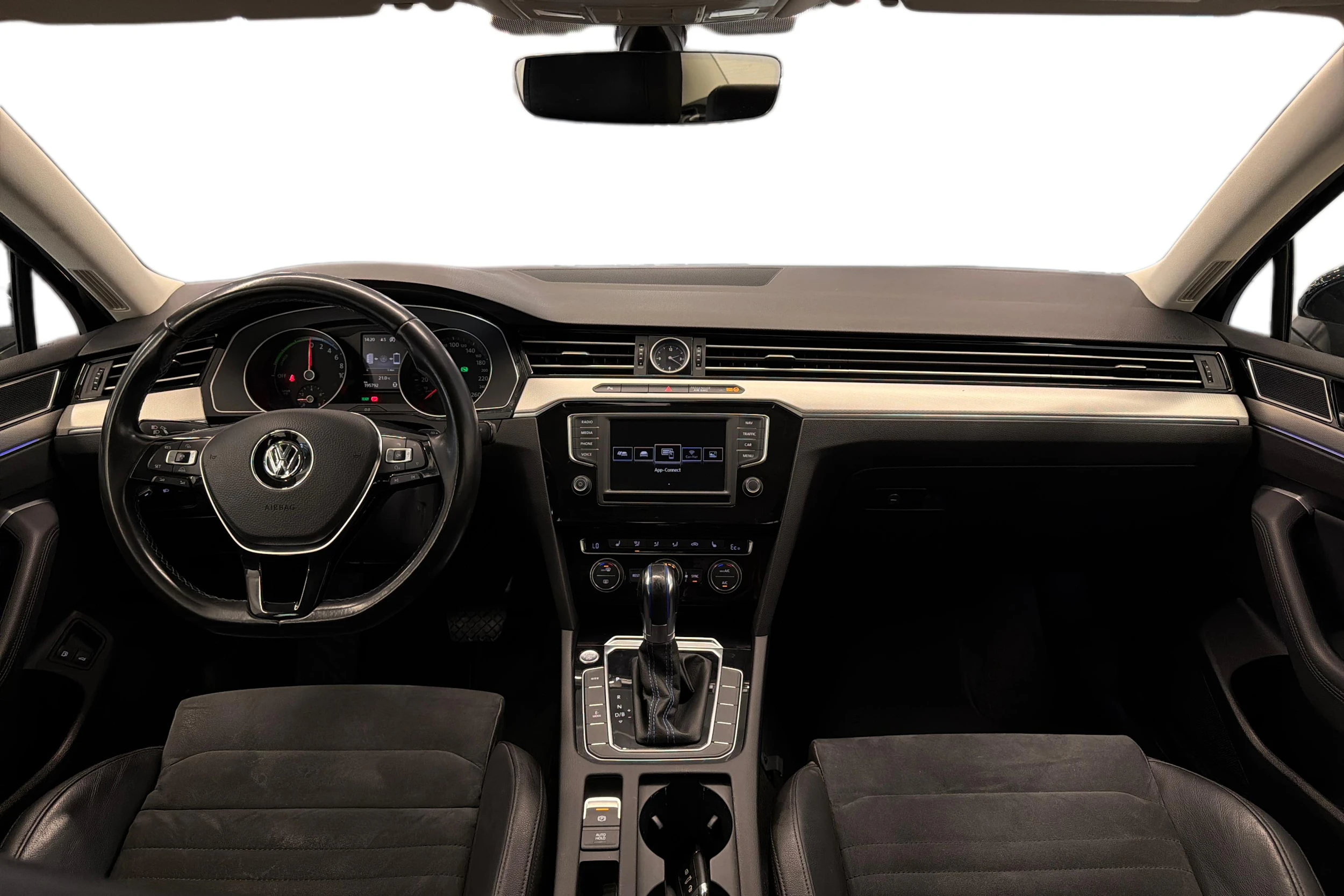 Musta Volkswagen PASSAT 2016 kuva 7.