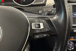 Musta Volkswagen PASSAT 2016 kuva 15.