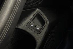 Musta Volkswagen PASSAT 2016 kuva 19.