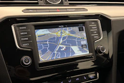 Musta Volkswagen PASSAT 2016 kuva 24.