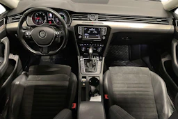 met. sininen Volkswagen Passat 2016 kuva 7.