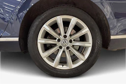 met. sininen Volkswagen Passat 2016 kuva 9.