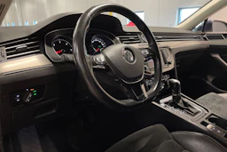 met. sininen Volkswagen Passat 2016 kuva 22.