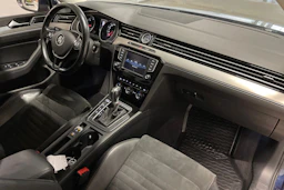 met. sininen Volkswagen Passat 2016 kuva 24.