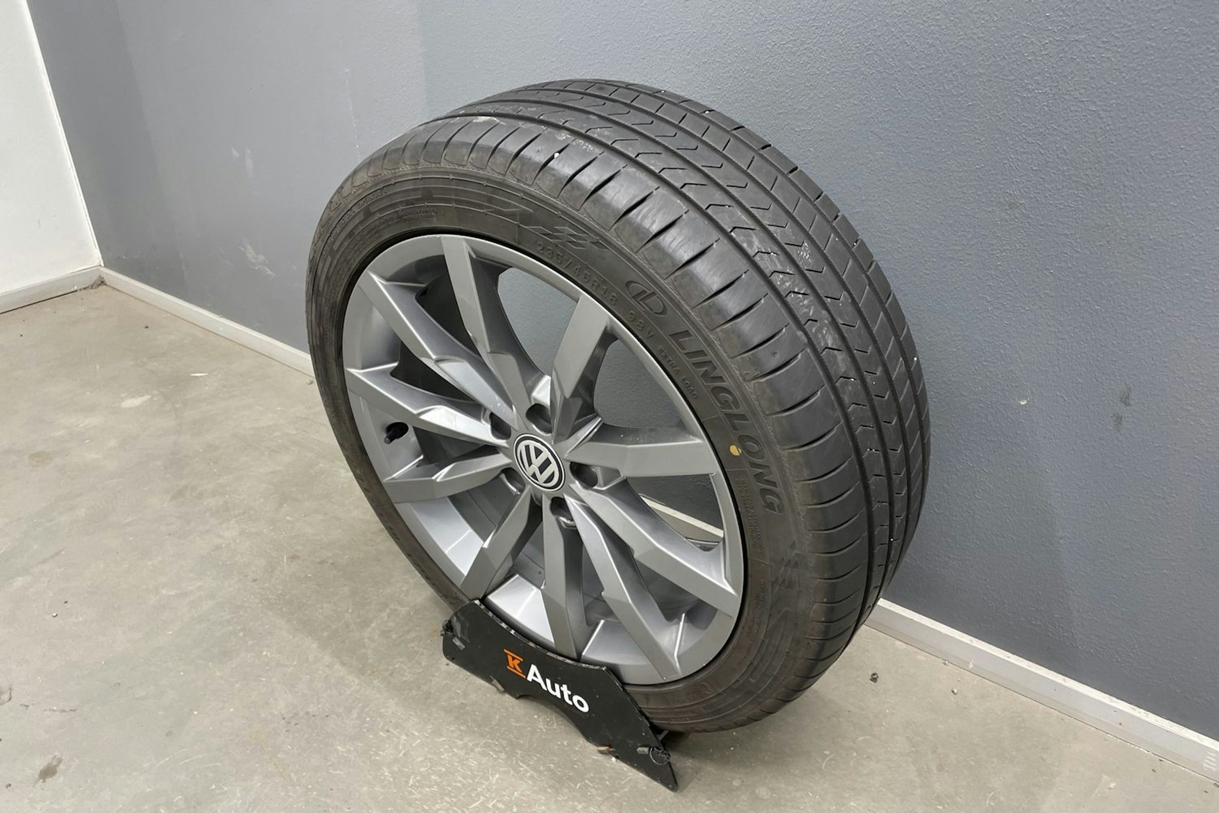 Valkoinen Volkswagen PASSAT 2016 kuva 14.