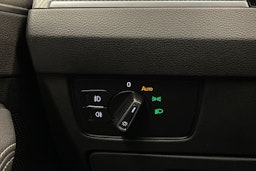 Valkoinen Volkswagen PASSAT 2016 kuva 23.