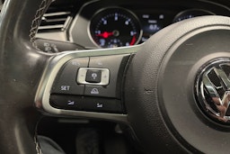 Valkoinen Volkswagen PASSAT 2016 kuva 24.