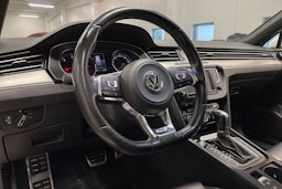 Valkoinen Volkswagen PASSAT 2016 kuva 29.