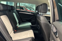 Musta Volkswagen PASSAT 2016 kuva 11.