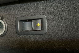 valkoinen Volkswagen Passat 2016 kuva 31.