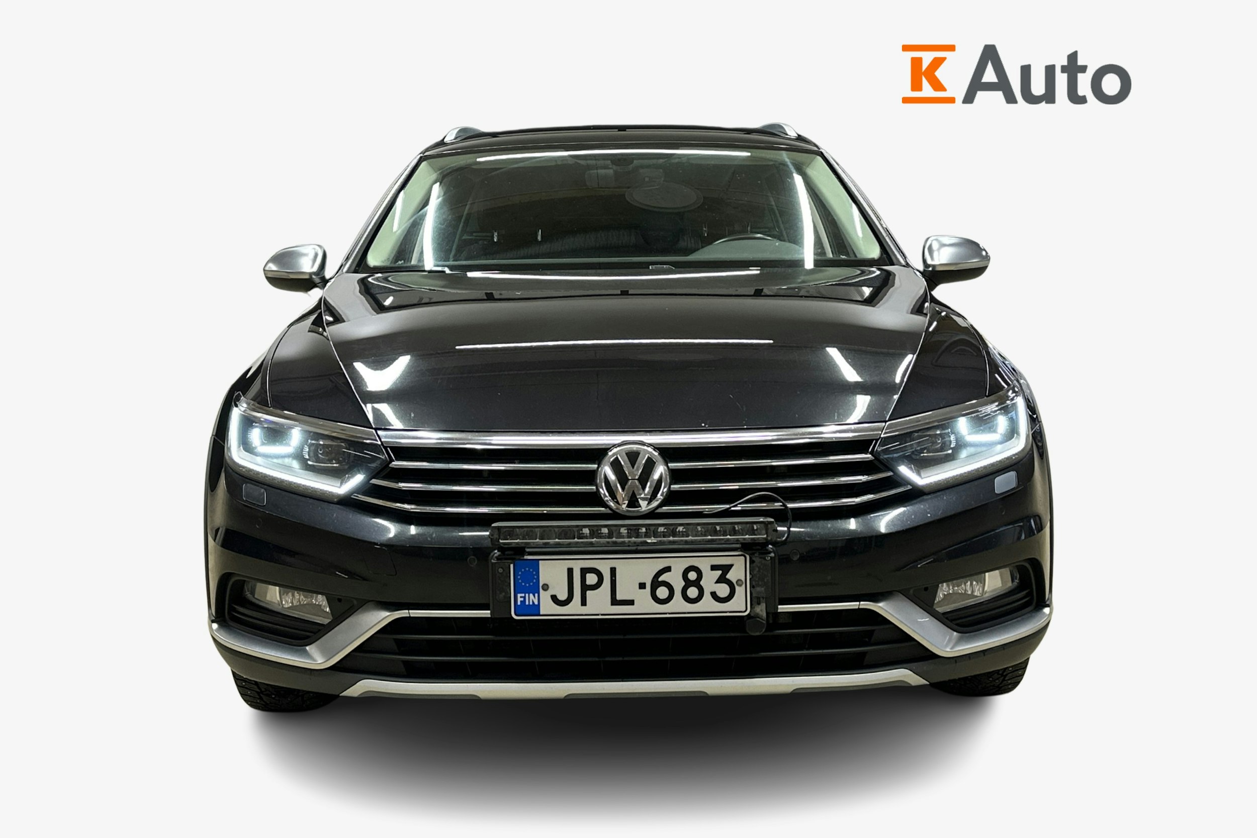 musta Volkswagen Passat 2016 kuva 4.