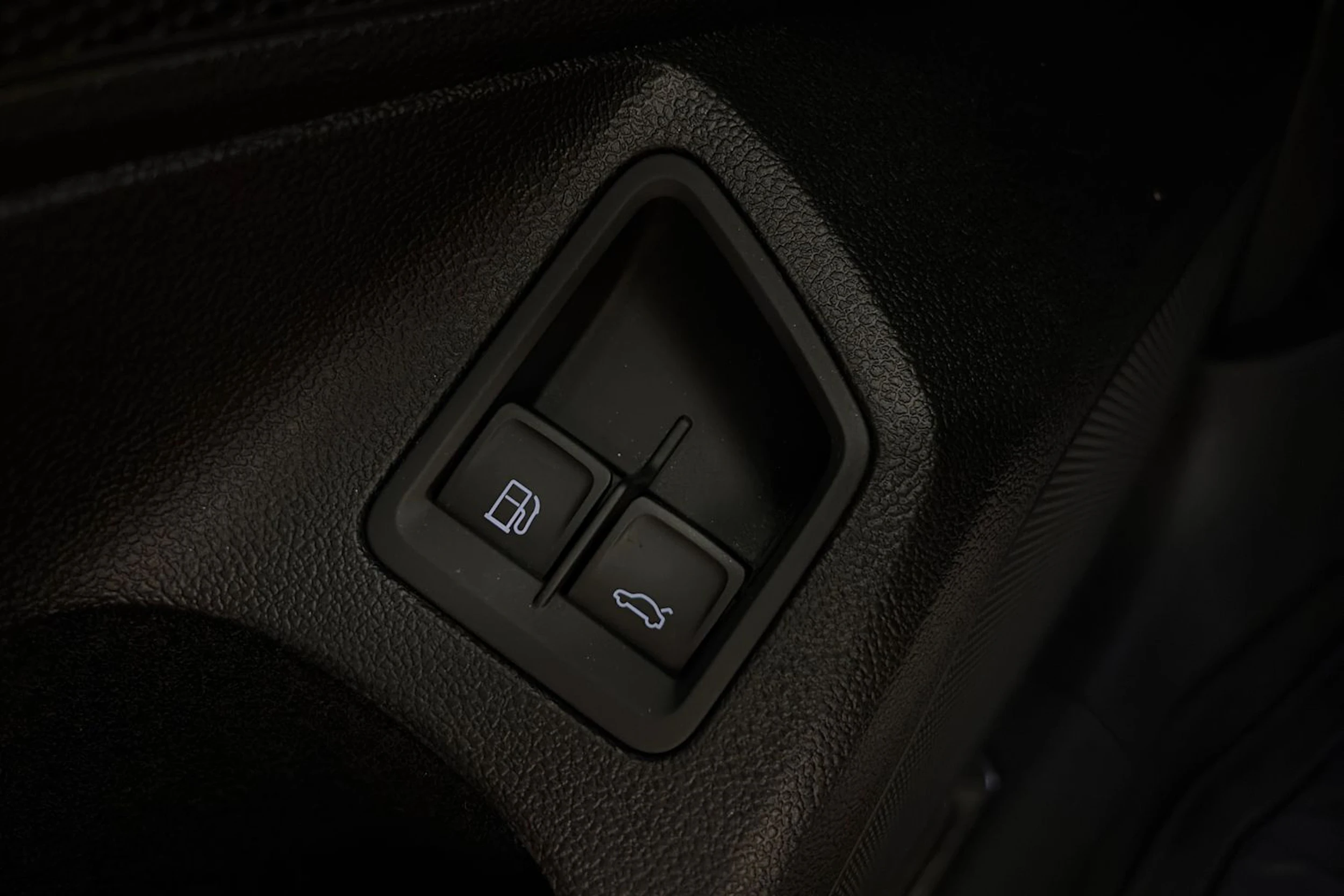 valkoinen Volkswagen Passat 2017 kuva 23.