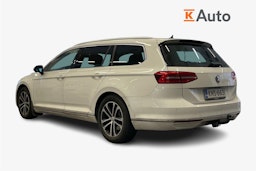 valkoinen Volkswagen Passat 2016 kuva 2.