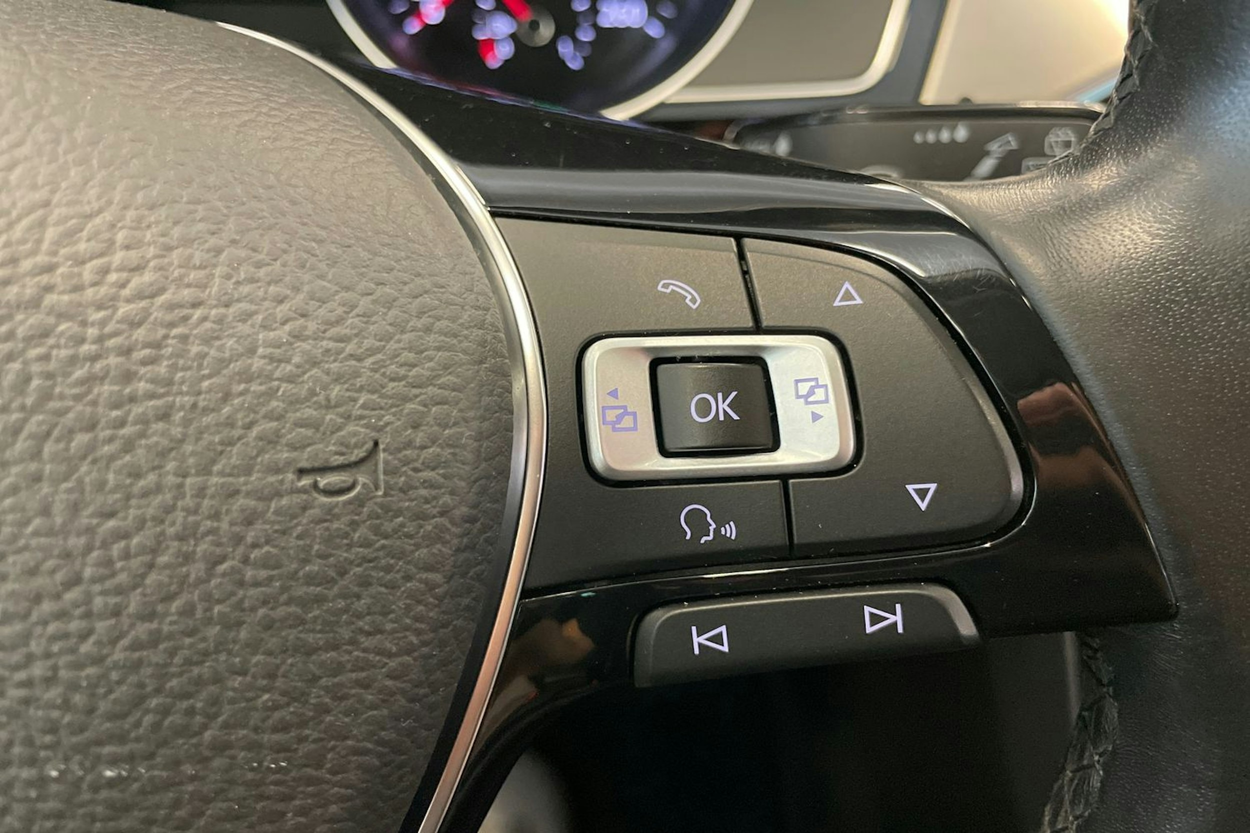valkoinen Volkswagen Passat 2016 kuva 15.