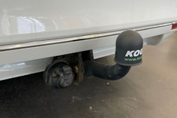 valkoinen Volkswagen Passat 2016 kuva 19.