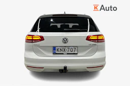 valkoinen Volkswagen Passat 2016 kuva 3.